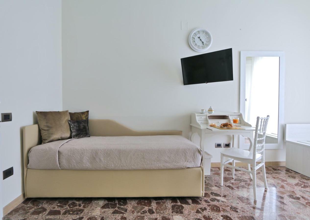 Solidea Bnb Salerno Exteriér fotografie