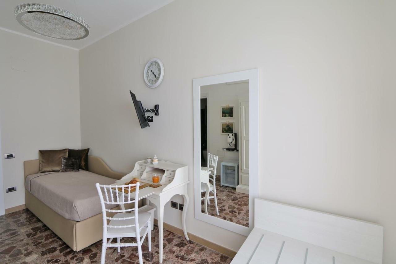 Solidea Bnb Salerno Exteriér fotografie