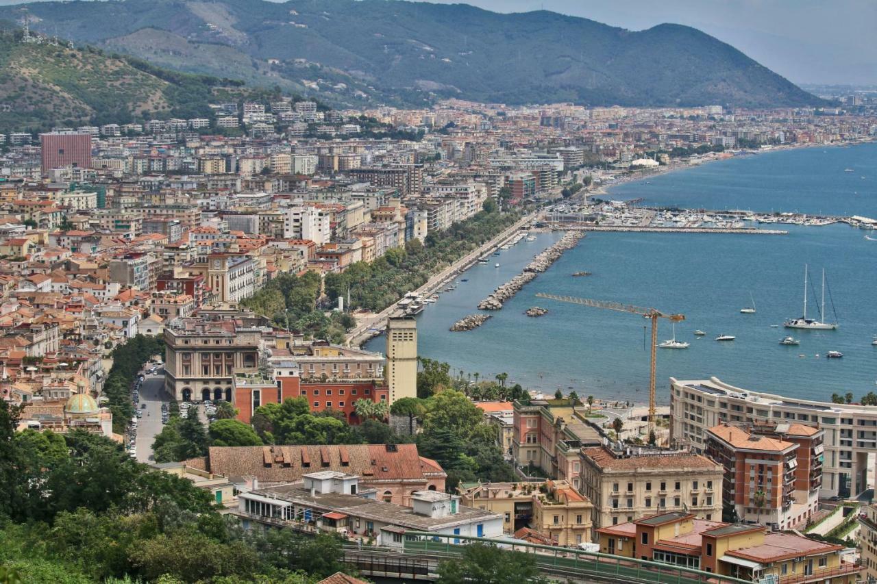 Solidea Bnb Salerno Exteriér fotografie