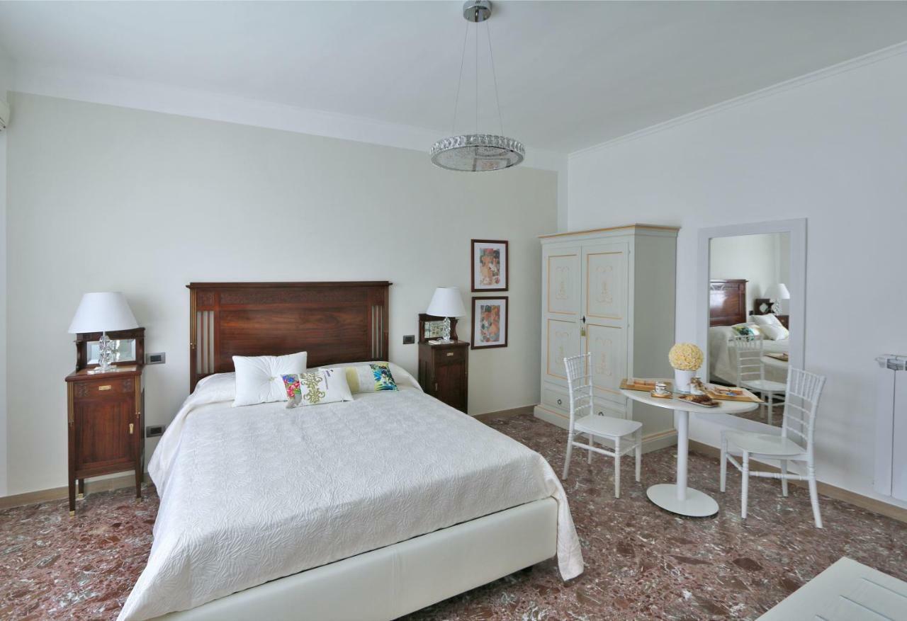 Solidea Bnb Salerno Exteriér fotografie