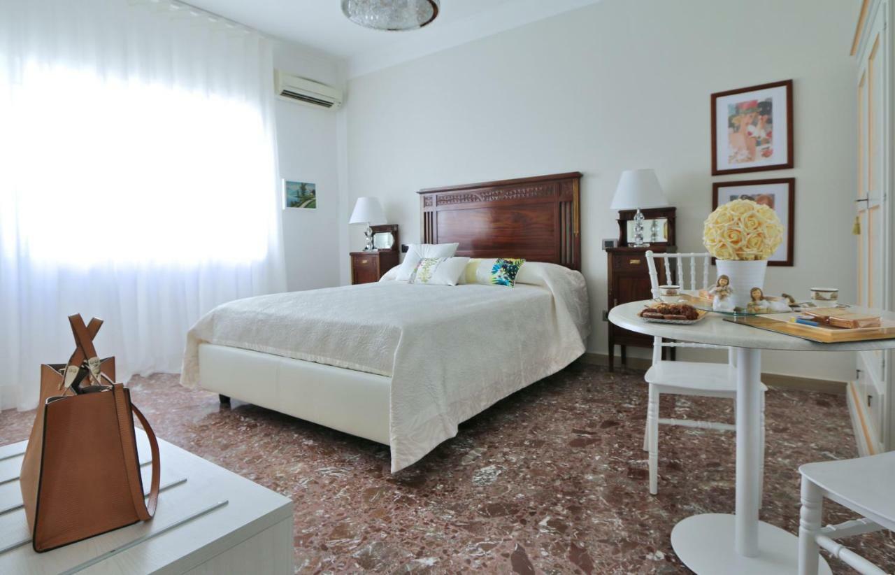 Solidea Bnb Salerno Exteriér fotografie