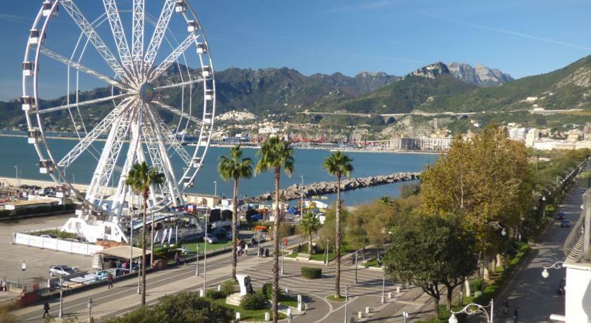 Solidea Bnb Salerno Exteriér fotografie