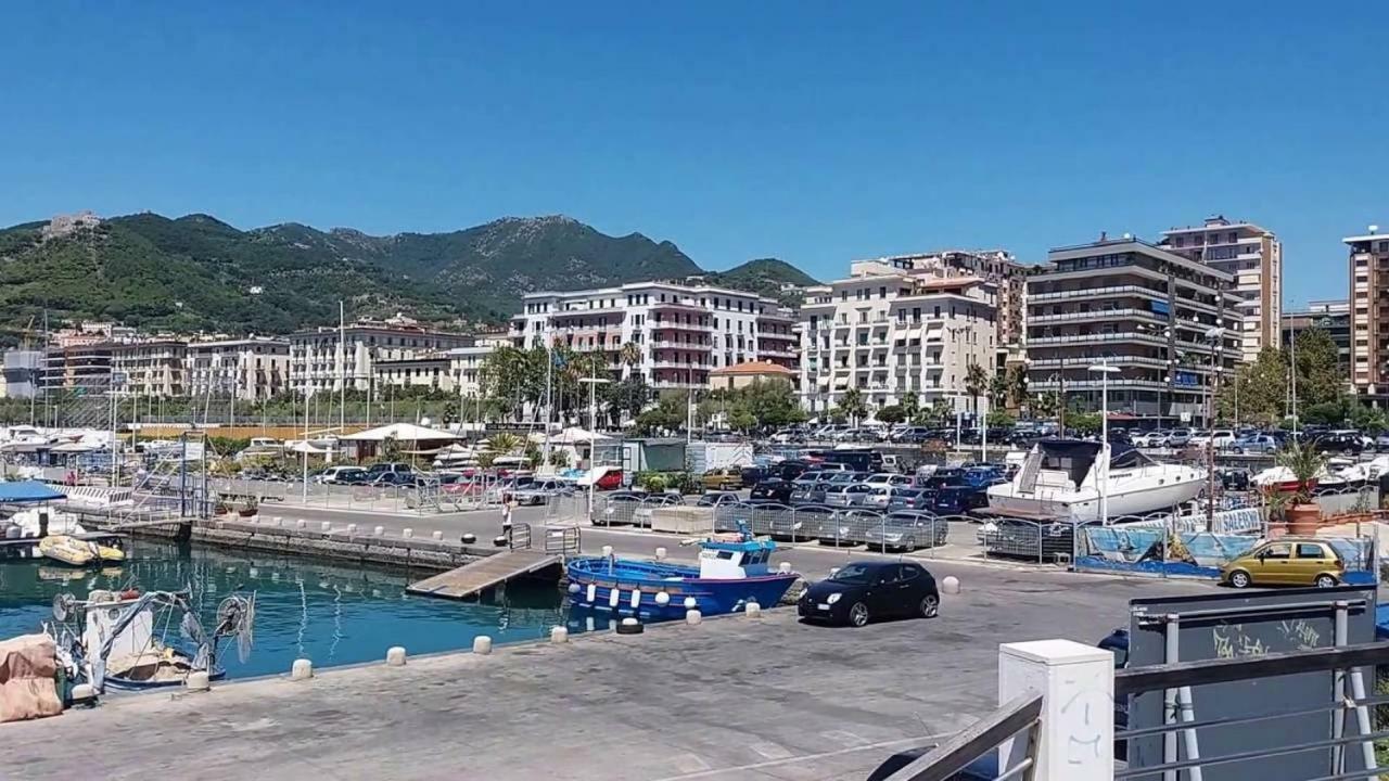 Solidea Bnb Salerno Exteriér fotografie
